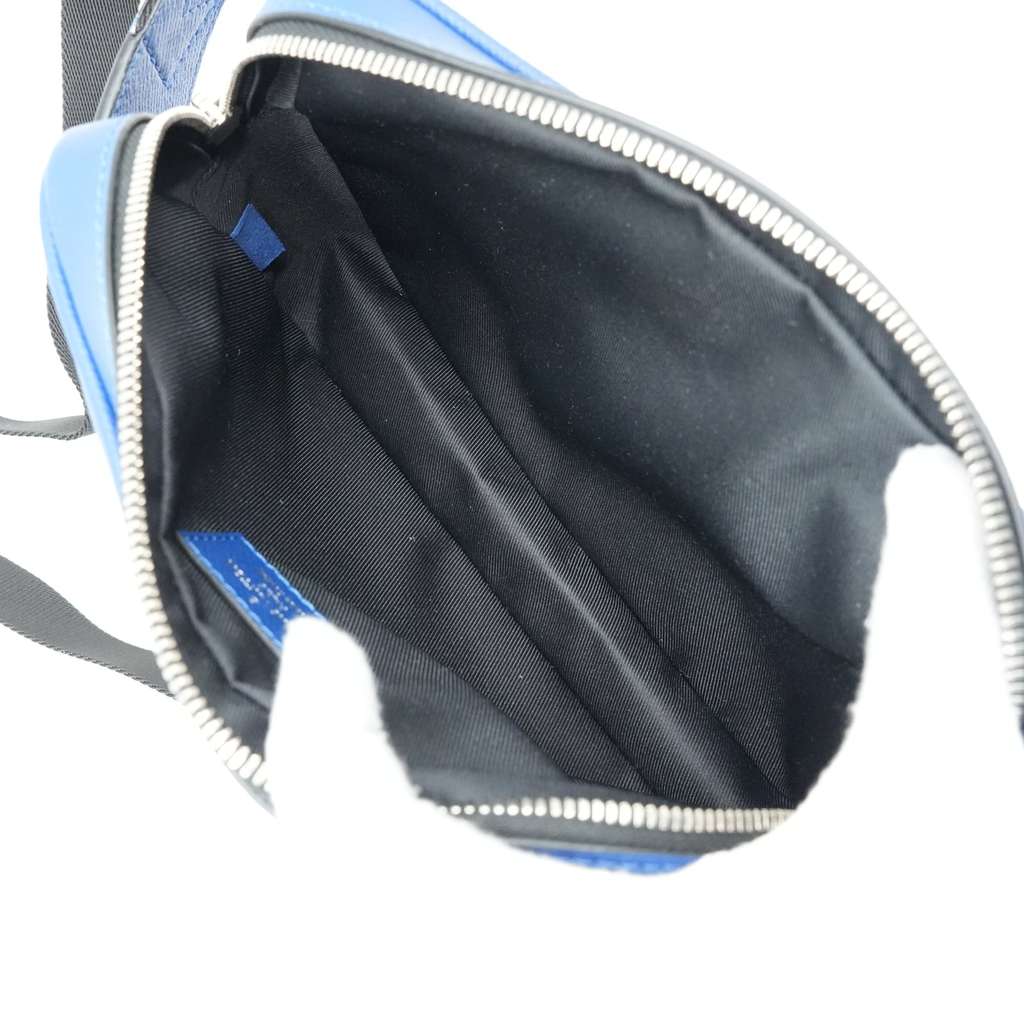 Louis Vuitton Blue Taiga Outdoor Bumbag M30245 - Image 12