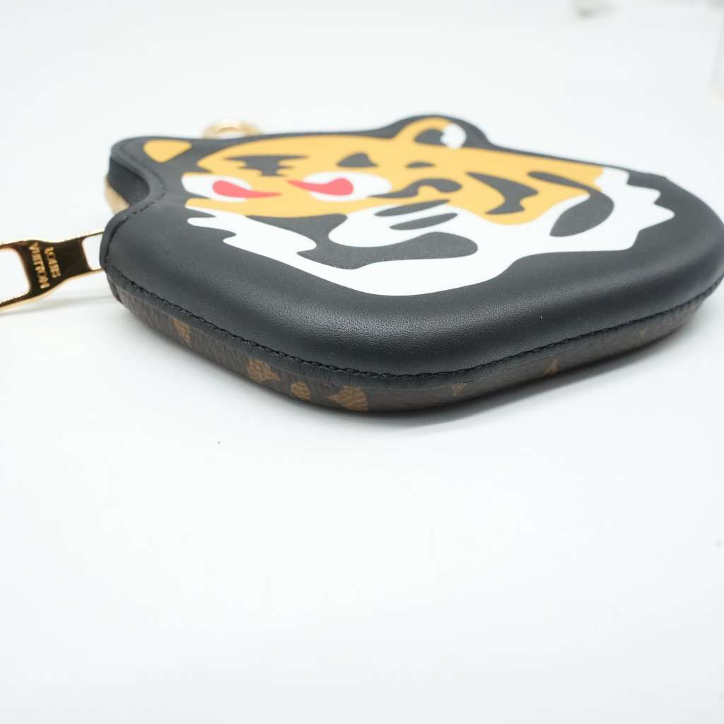 Louis Vuitton Coin Case - Tiger Design M81078 - Image 6
