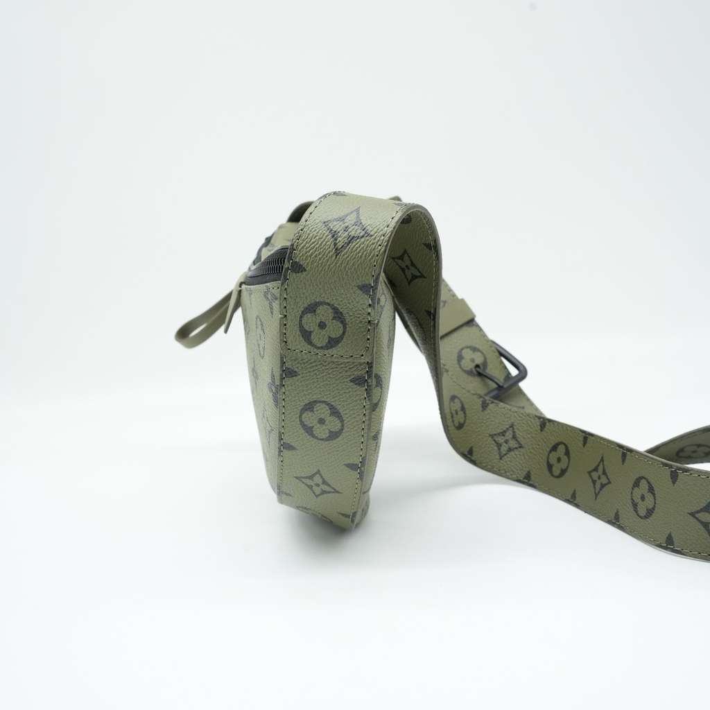 Louis Vuitton Lv Moon Crossbody Khaki Monogram M23838 - Image 6