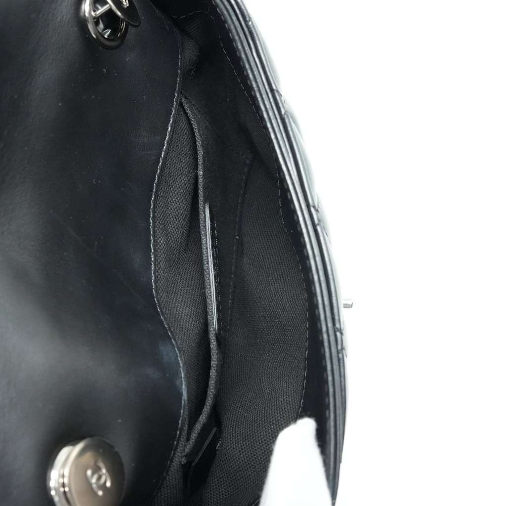 Chanel CC Uniform Flap Belt Bag Calfskin Quilted Black - Image 14