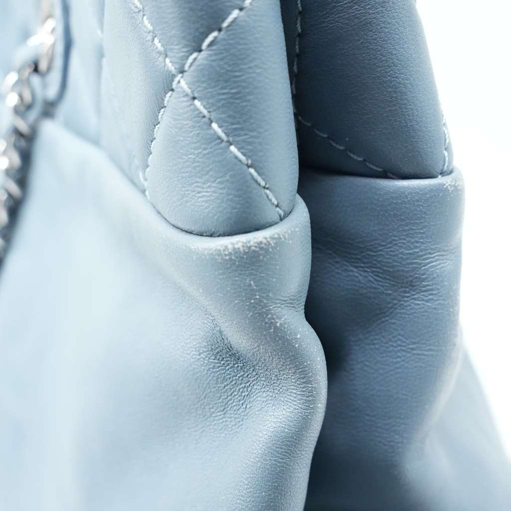 Chanel Light Blue Quilted Leather Trianon Tote 17501134 - Detail 1