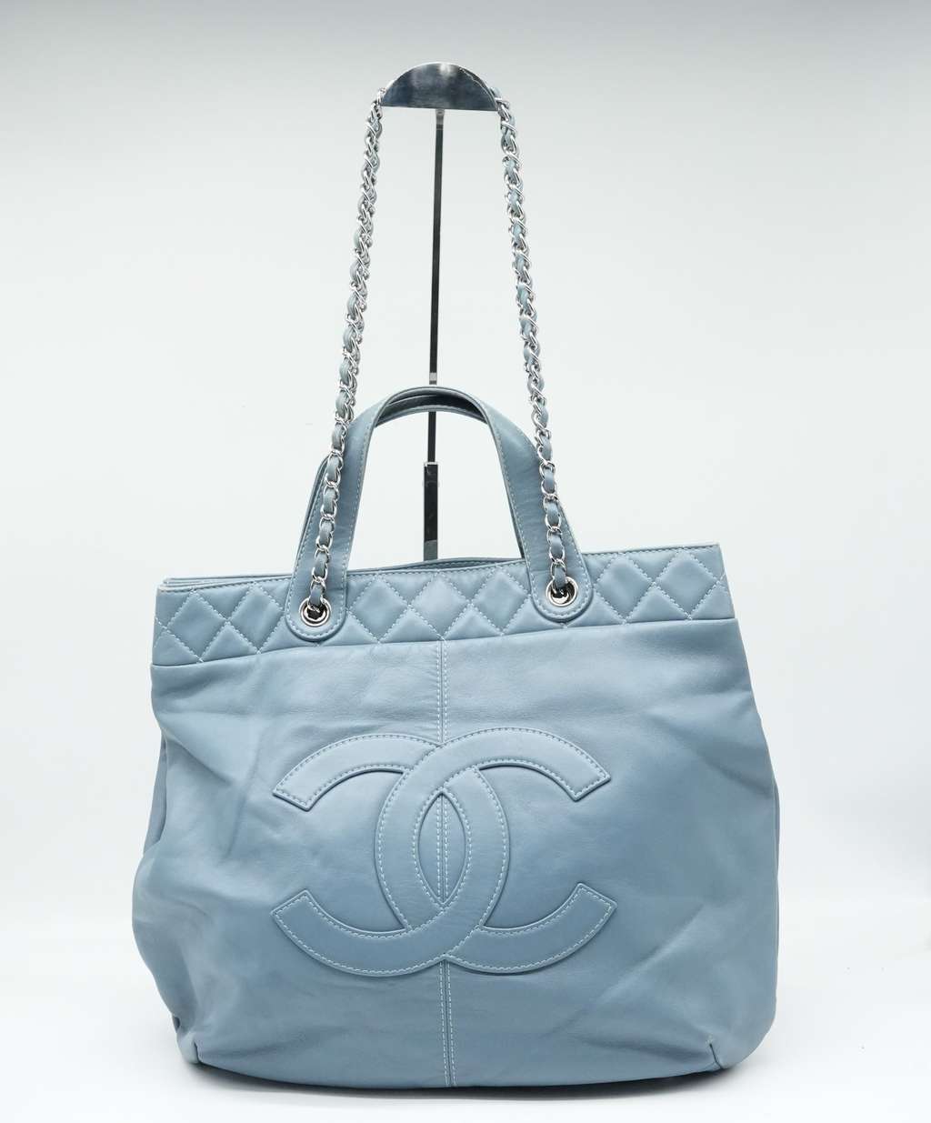 Chanel Light Blue Quilted Leather Trianon Tote 17501134 - Detail 2