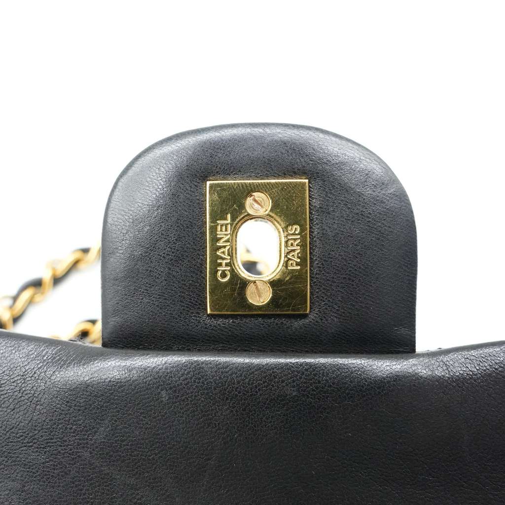 Chanel Classic Double Flap Medium 25 in Black Lambskin Leather and Gold Hardware - Image 19