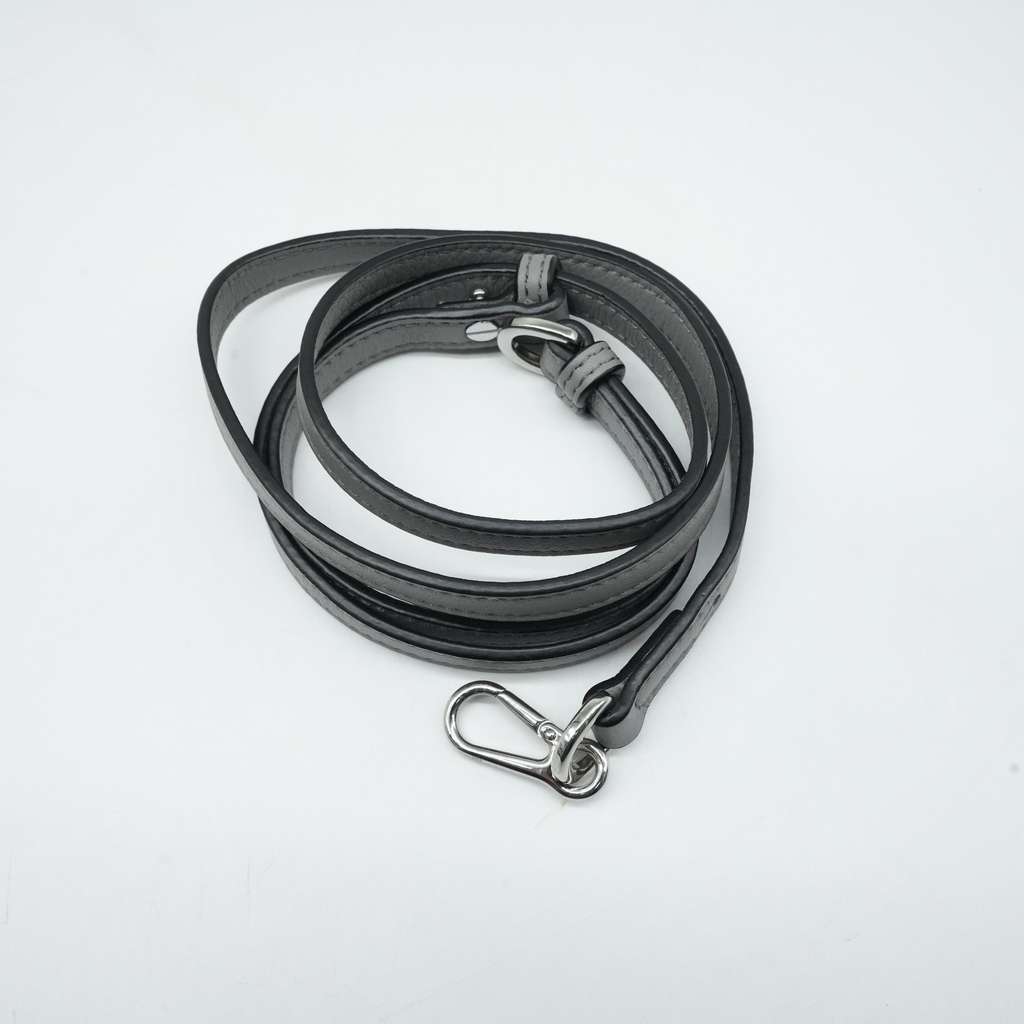 Loewe Bracelet Pouch Shoulder Bag Lurex Pleated Metallic Silver - Image 12