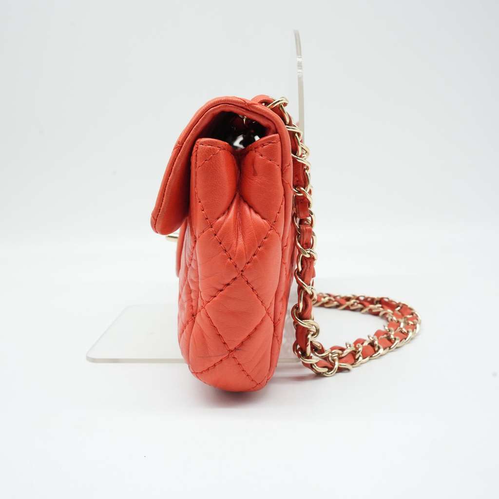 Chanel Matelasse Light Red Bag 12747763 - Back view