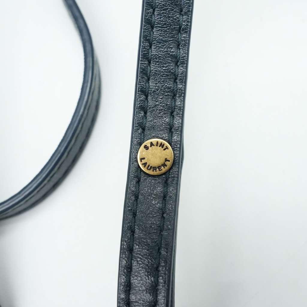 Yves Saint Laurent Women's Loulou Handbag Velvet Green - Image 21