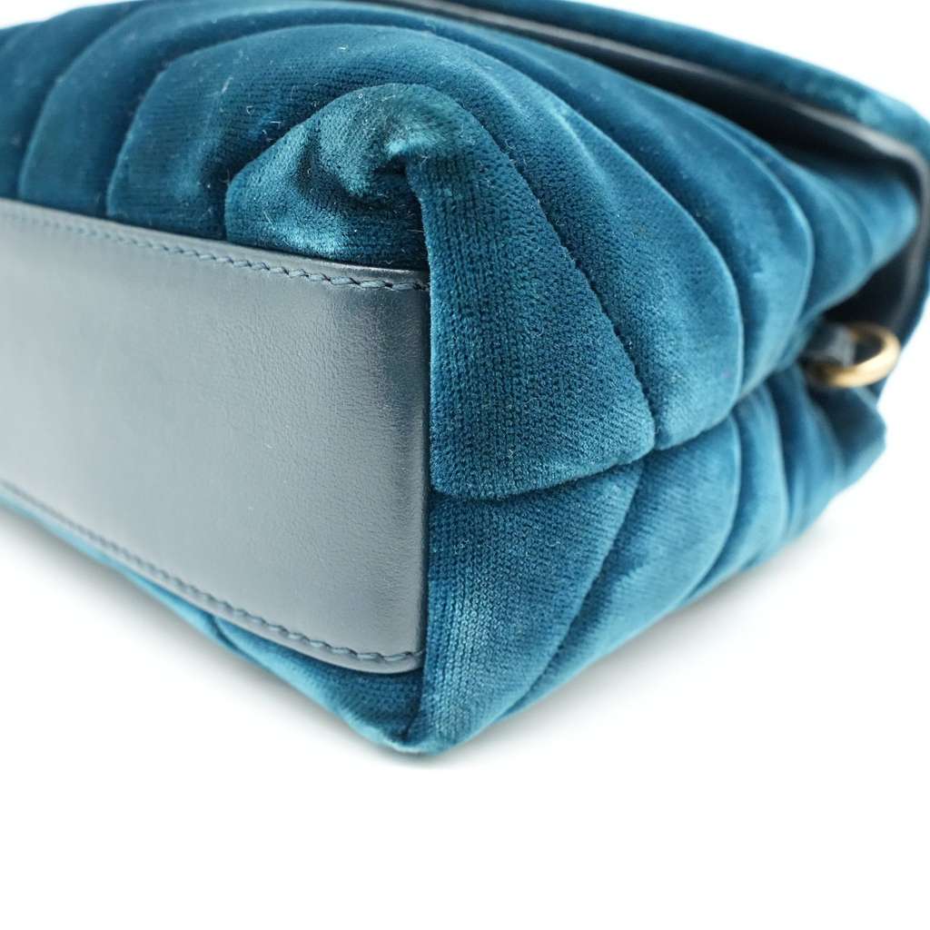 Yves Saint Laurent Women's Loulou Handbag Velvet Green - Detail 2