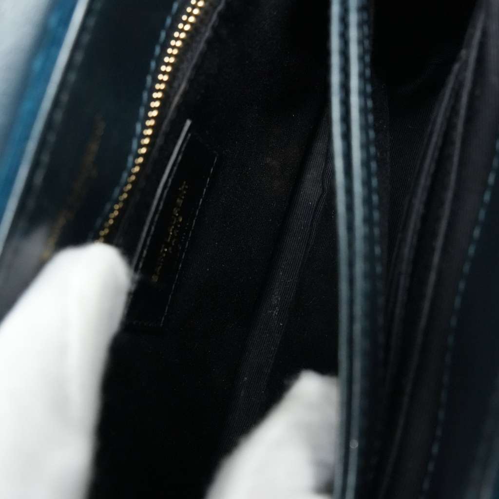 Yves Saint Laurent Women's Loulou Handbag Velvet Green - Image 12