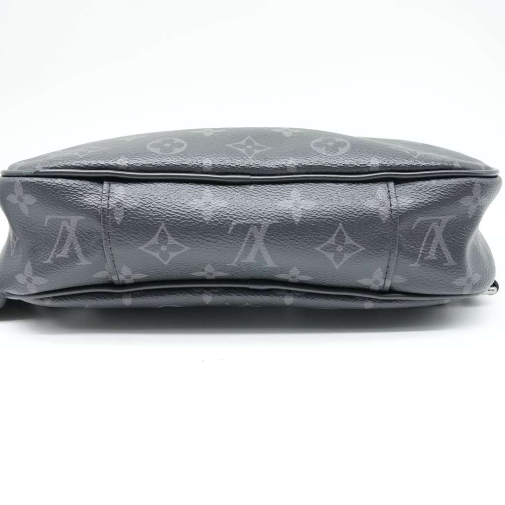 Louis Vuitton Monogram Eclipse Bumbag M42906 - Detail 2