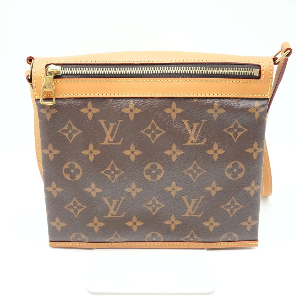 Louis Vuitton Monogram Saumur Messenger PM Shoulder Bag M44879 - Side view