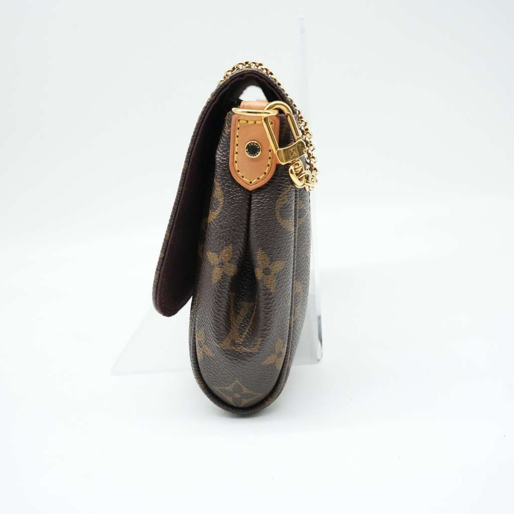 Louis Vuitton Monogram Canvas Favorite MM Bag M40718 DU4133 - Back view