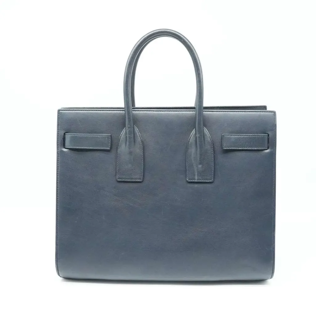 Saint Laurent Sac De Jour In Smooth Leather Small Noir Tote37829902G9W1000 Black Fair - Model View
