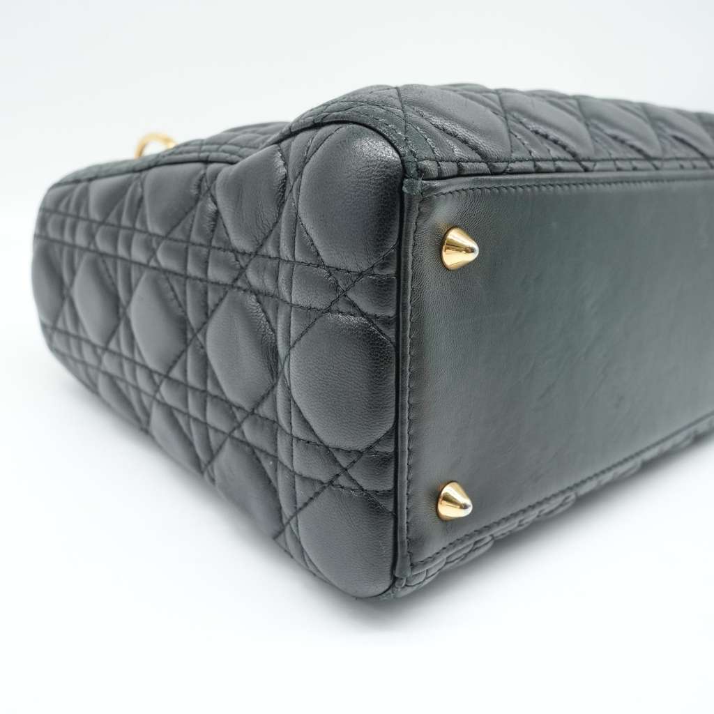 Dior Medium Lady Dior Bag Black Cannage Lambskin M0565ONGE_M900 - Detail 1