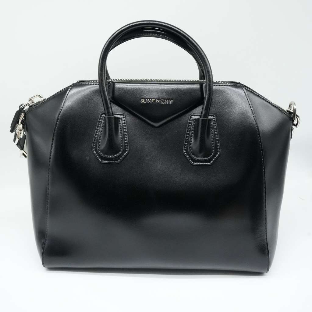 Givenchy Medium Antigona Bag In Grained Leather - Back view