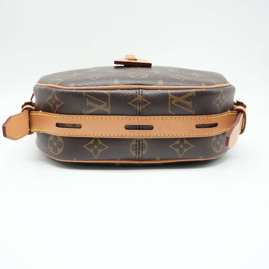 Louis Vuitton Biote Chapeau Souple MM Monogram Bag - Detail 1