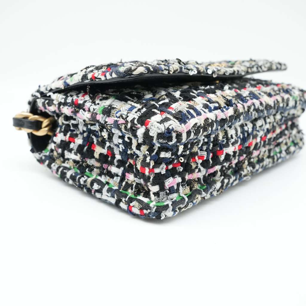 Chanel 19 Tweed Wallet on Chain - Image 10