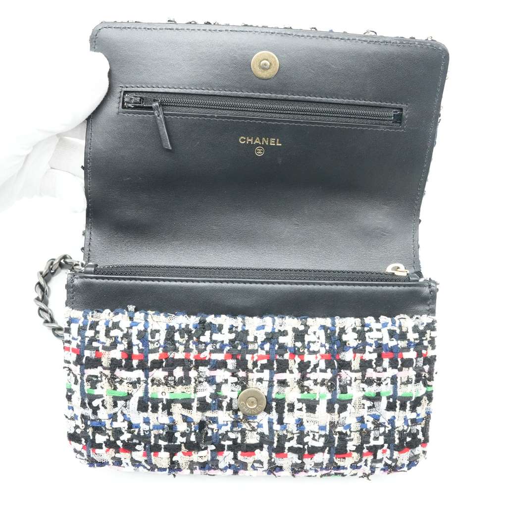 Chanel 19 Tweed Wallet on Chain - Image 12
