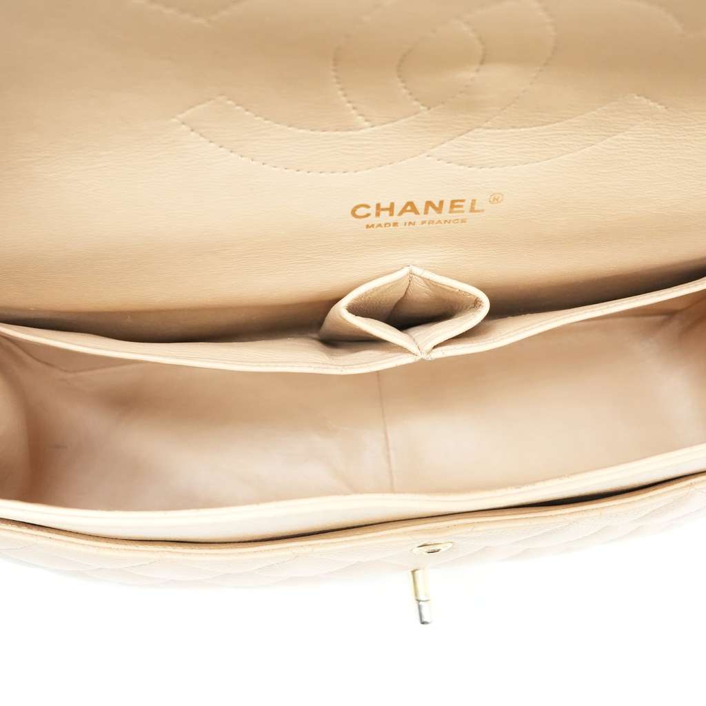 Chanel Classic Jumbo Caviar Leather Beige Gold Hardware - Image 15