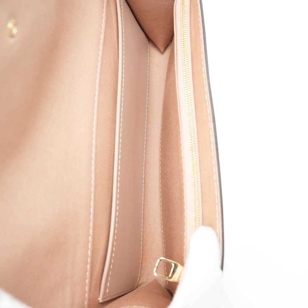 Louis Vuitton Nude Patent Leather Louise Clutch - Image 14