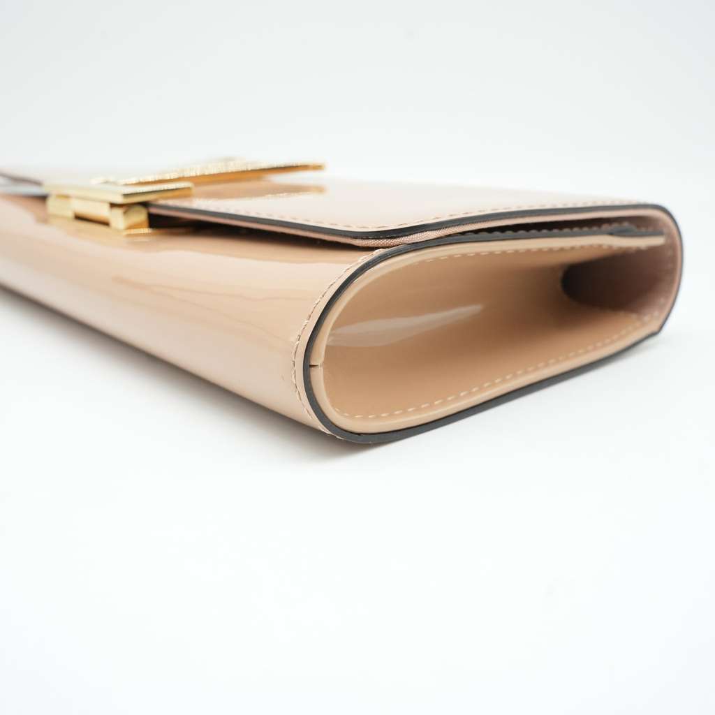 Louis Vuitton Nude Patent Leather Louise Clutch - Image 10