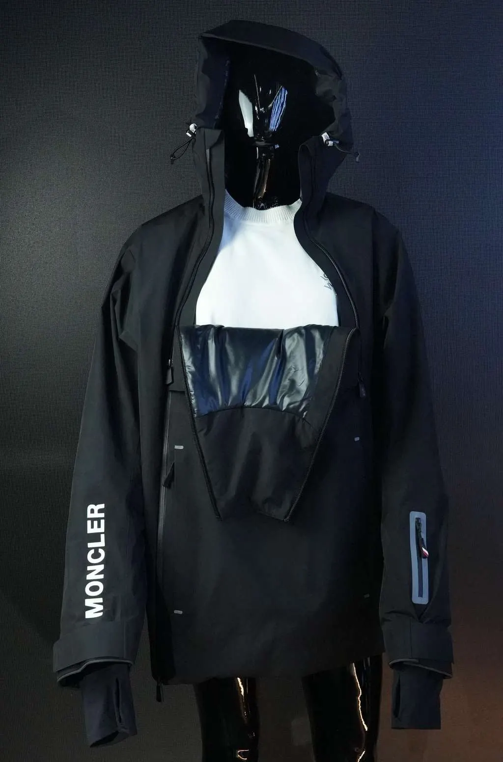 Moncler Grenoble Staz GORE-TEX Ski Jacket Black Size M Black Good - Box View