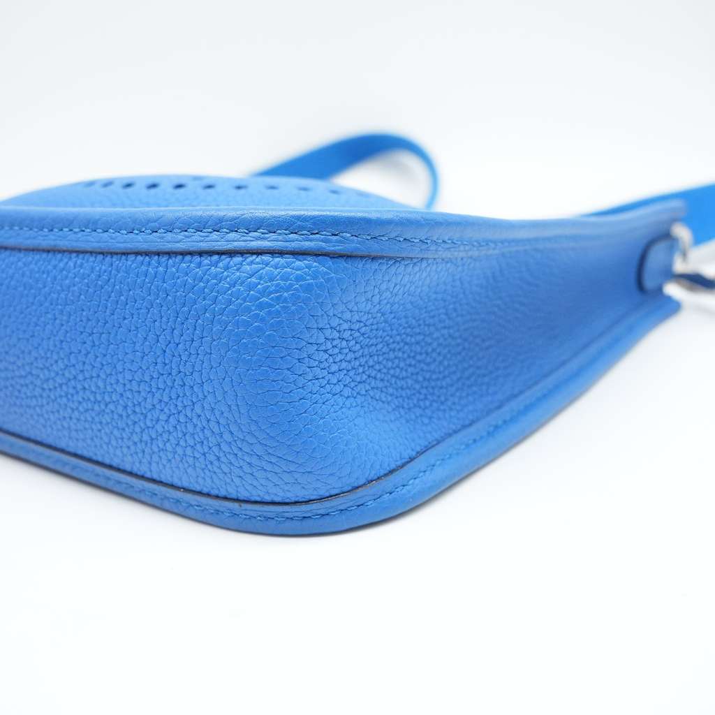 Hermès Mini Evelyne TPM Amazone Blue Hydra Taurillon Clemence Leather - Detail 2