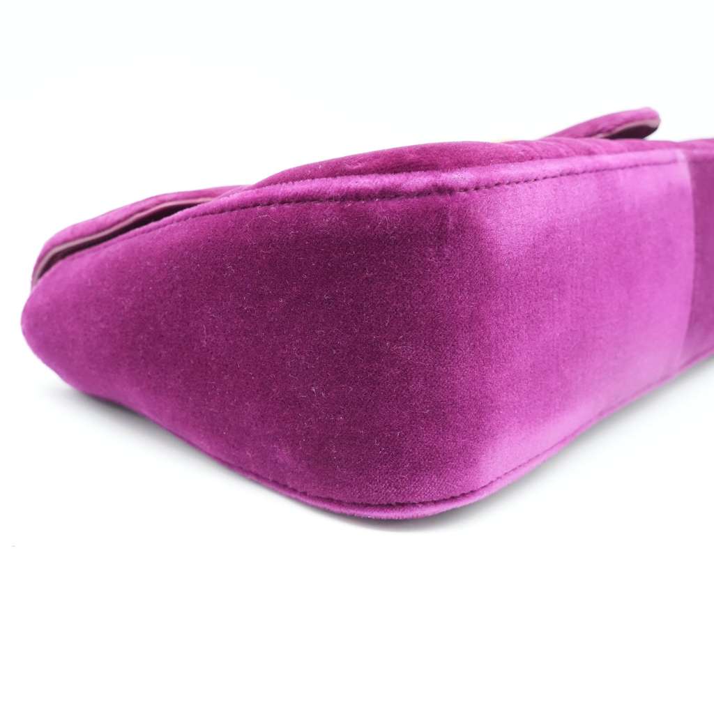 Gucci GG Marmont Shoulder Bag Matelasse Velvet - Image 10