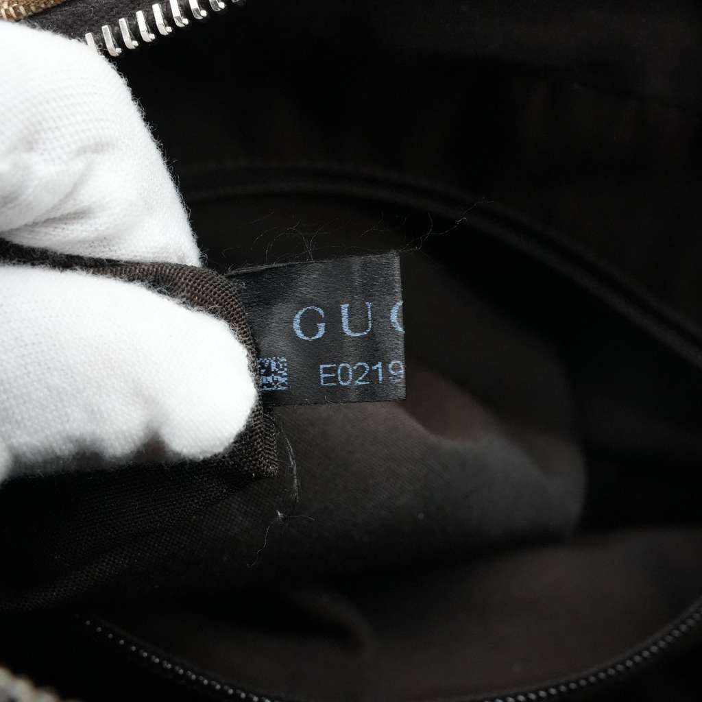 Gucci GG Canvas Messenger Bag Classic - Image 18