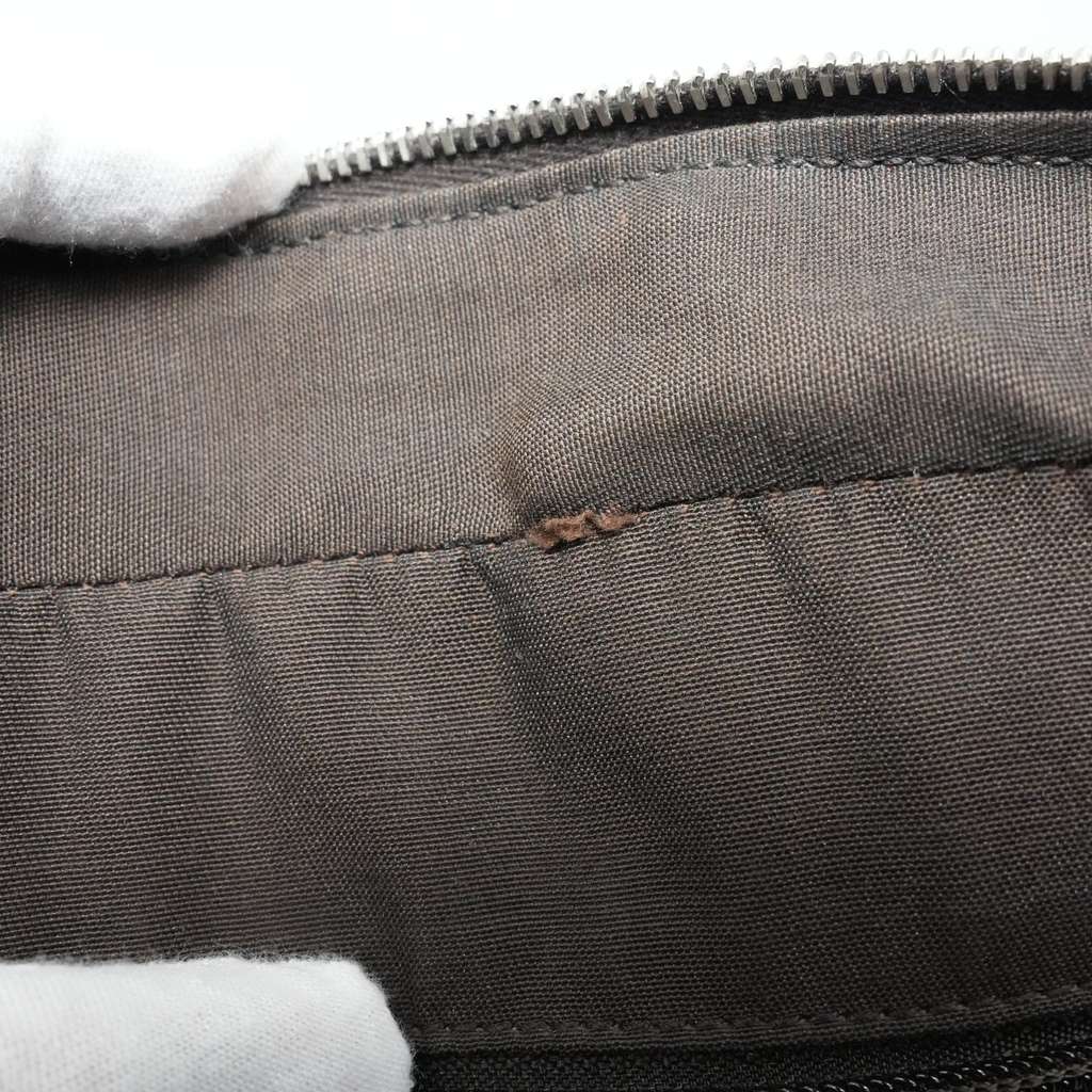 Gucci GG Canvas Messenger Bag Classic - Image 20