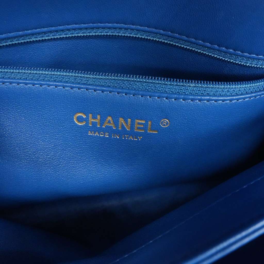 Chanel Trendy CC Top Handle Blue Chevron Quilted Leather 27043274 - Image 17