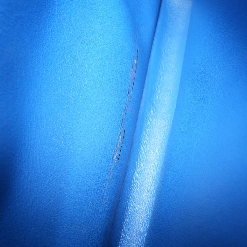 Chanel Trendy CC Top Handle Blue Chevron Quilted Leather 27043274 - Image 18