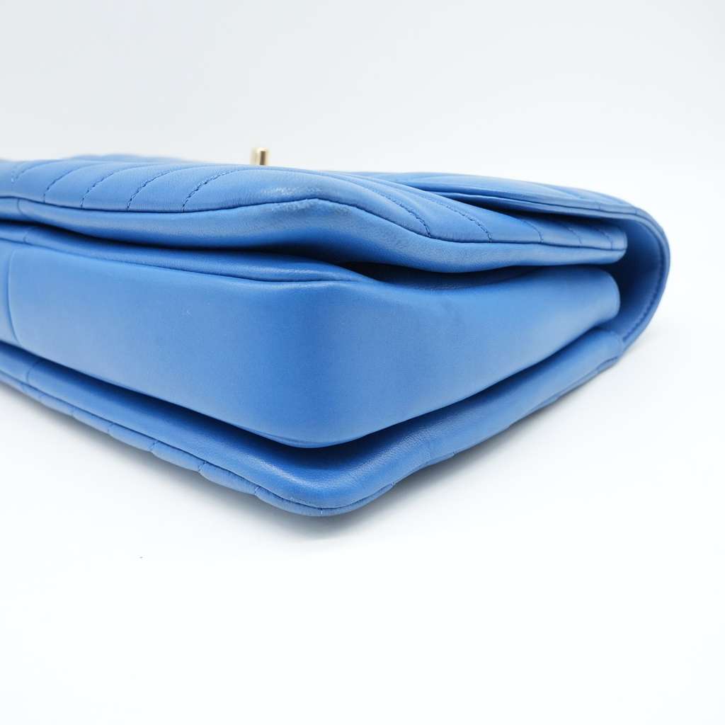 Chanel Trendy CC Top Handle Blue Chevron Quilted Leather 27043274 - Image 10