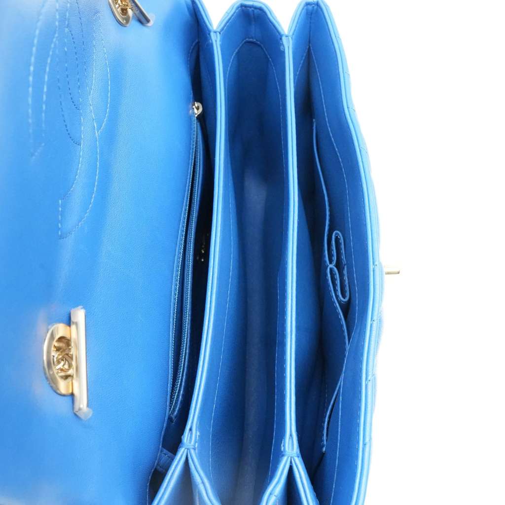 Chanel Trendy CC Top Handle Blue Chevron Quilted Leather 27043274 - Image 12