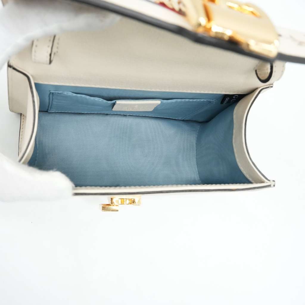 Gucci White MIni Sylvie Leather Bag - Image 11