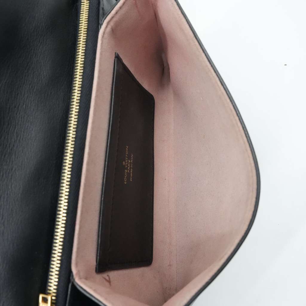 Louis Vuitton Coussin Black Bag Monogram-embossed Puffy Lambskin - Image 11