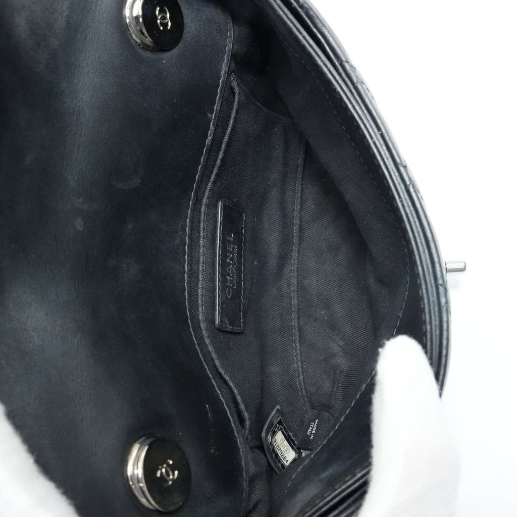 Chanel CC Uniform Flap Belt Bag Calfskin Quilted Black 31825284 - Image 13