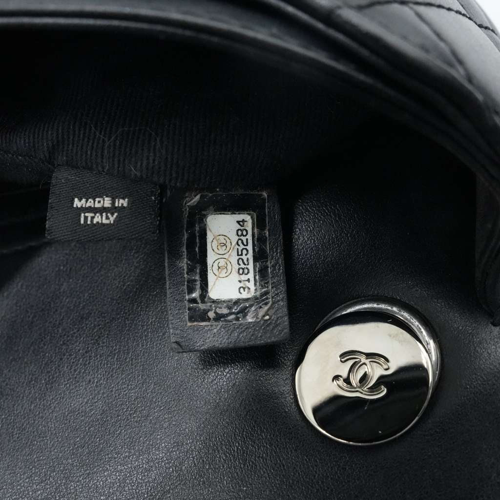 Chanel CC Uniform Flap Belt Bag Calfskin Quilted Black 31825284 - Image 15