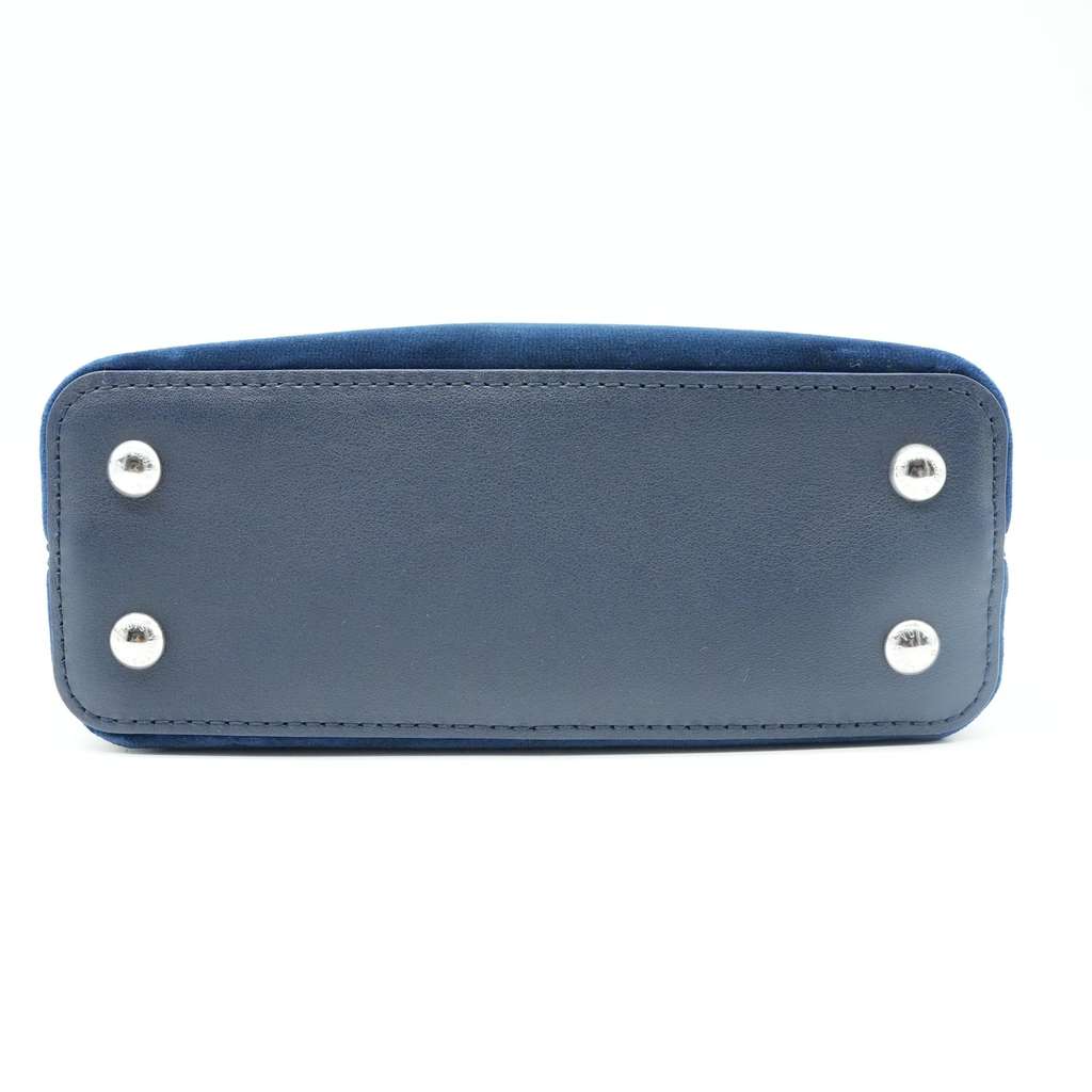 Louis Vuitton Capucines Mini Hangbag Blue In Velvet - Side view