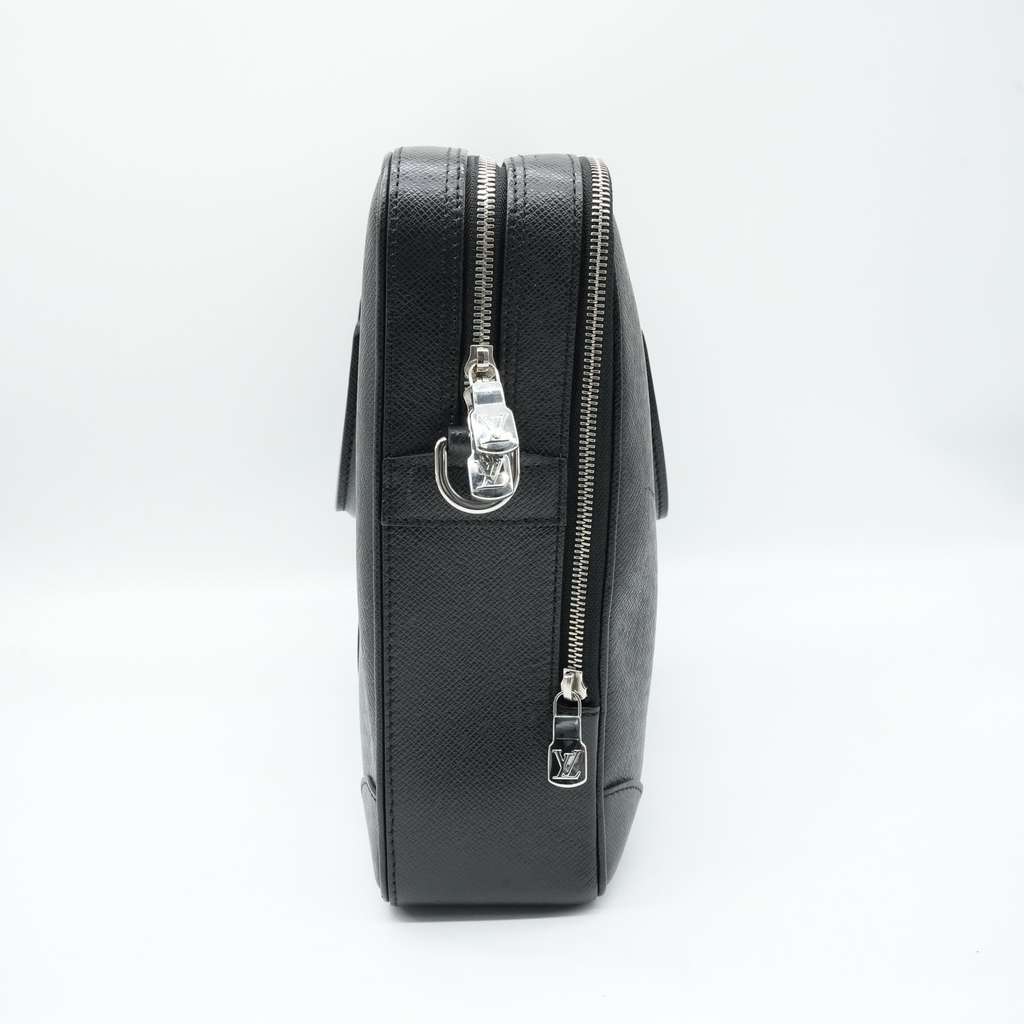 Louis Vuitton Porte-Documents Voyage PM Black M30925 - 3