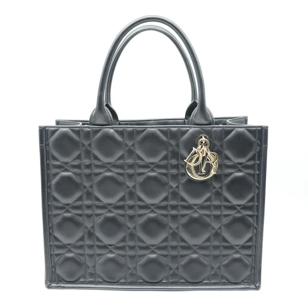 Dior Medium Book Tote Bag Black Macrocannage Calfskin Black Good - Front View