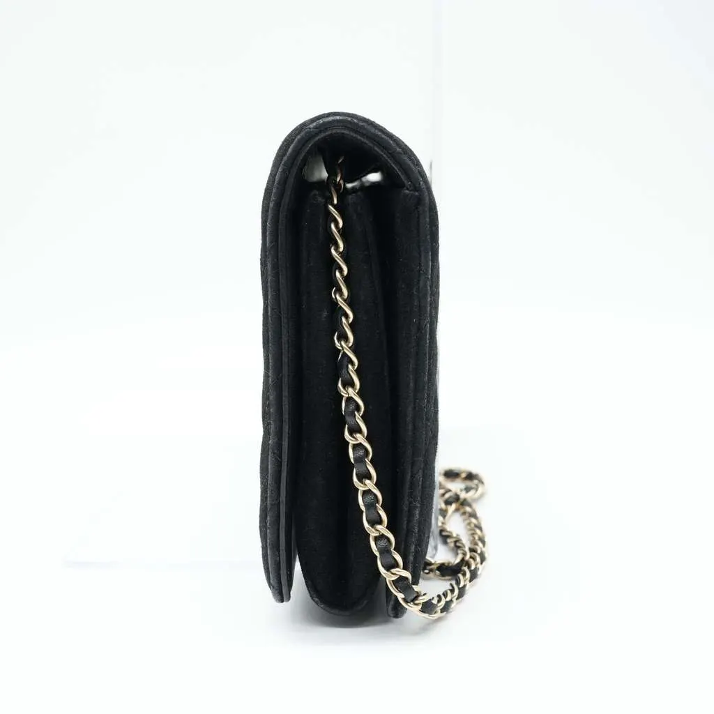 Champion Velvet Pearl & Rhinestone CC Logo 19789951 Black Velvet Fair - Box View