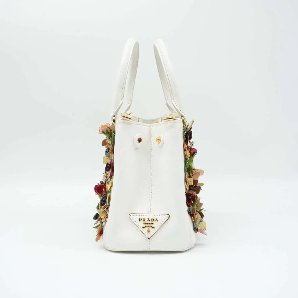 Prada White Saffiano Small Double-Zip Garden Galleria Tote White Fair - Model View