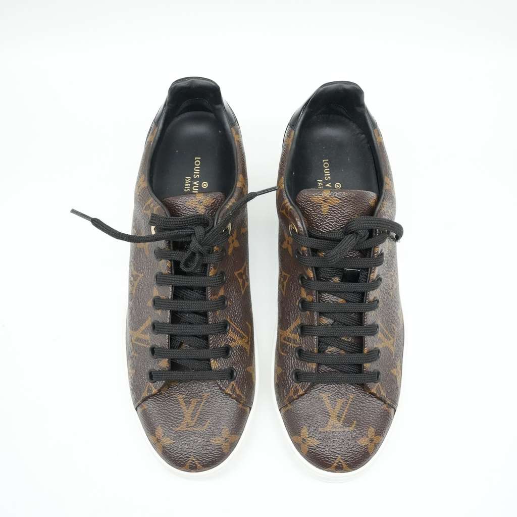 Louis Vuitton Frontrow Sneaker Monogram Black Patent 1A1F4N Size 39 - 2