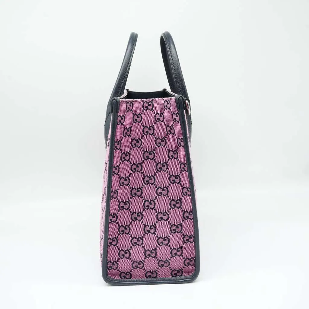 Gucci GG Supreme Canvas Multicolor Small Handbag Pink Pink Canvas Good - Model View