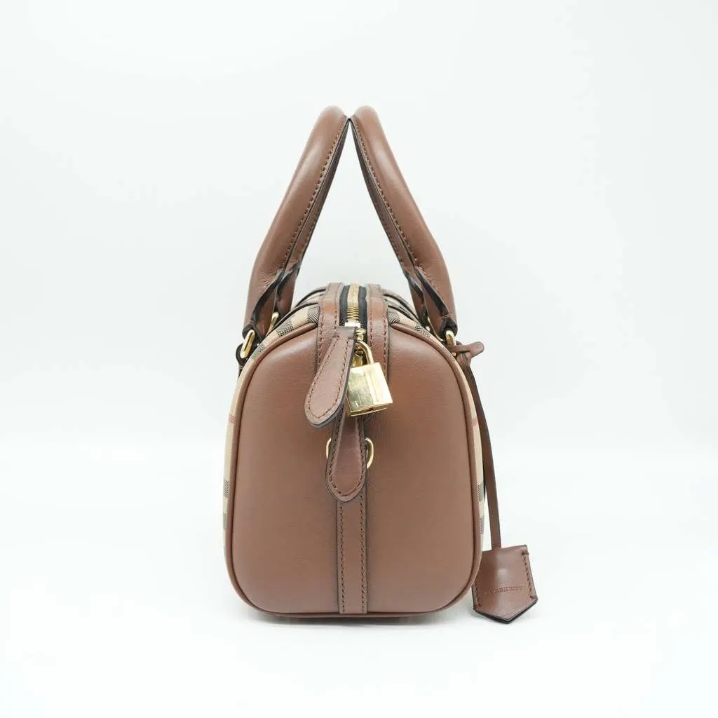 Burberry Horseferry Alchester Mini Bowling Beige Canvas Fair - Model View