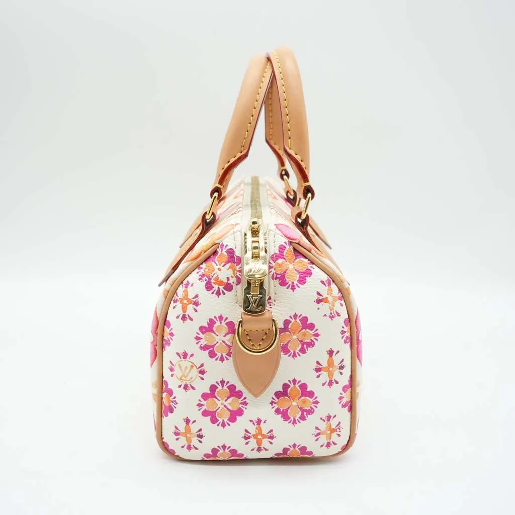 Louis Vuitton Speedy 20 Bandouliere Coral Monogram Tile Canvas Orange Canvas Good - Model View