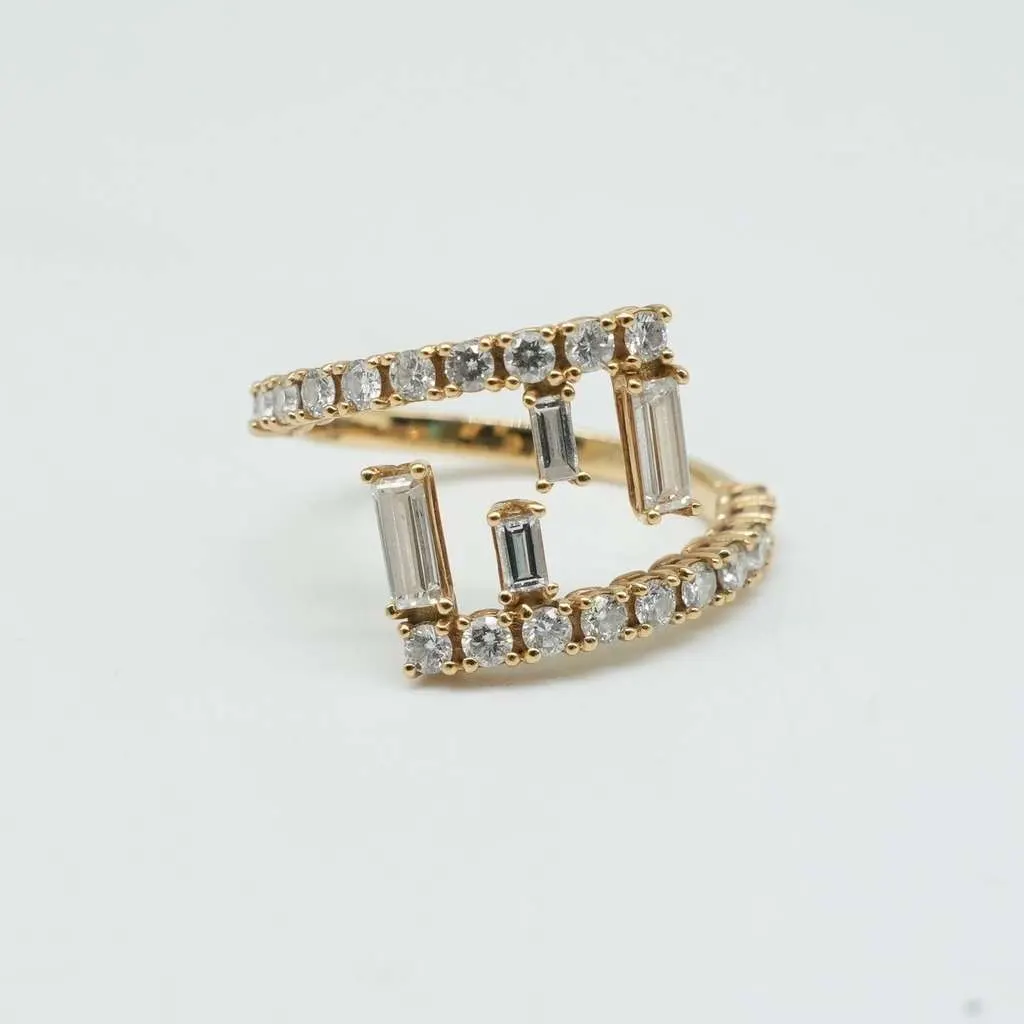 Fendi Gold Ring with Diamonds 3.22g 53(EU) Gold Good - Model View