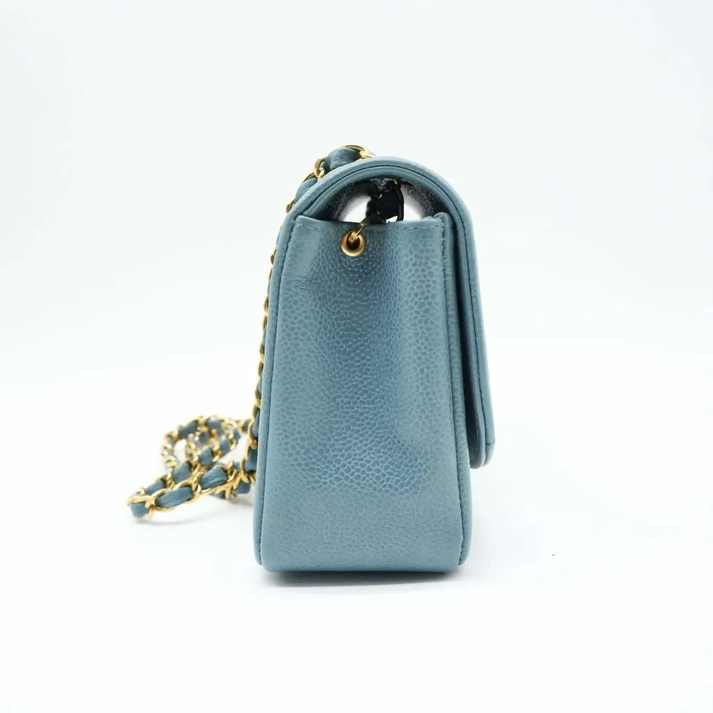 Chanel Diana Flap Bag Caviar Skin Light Blue (1994-1996) Blue Fair - Back View