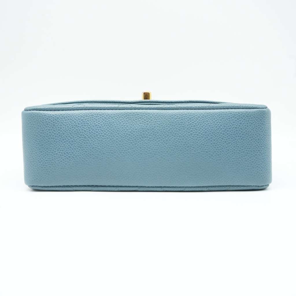 Chanel Diana Flap Bag Caviar Skin Light Blue (1994-1996) - 5