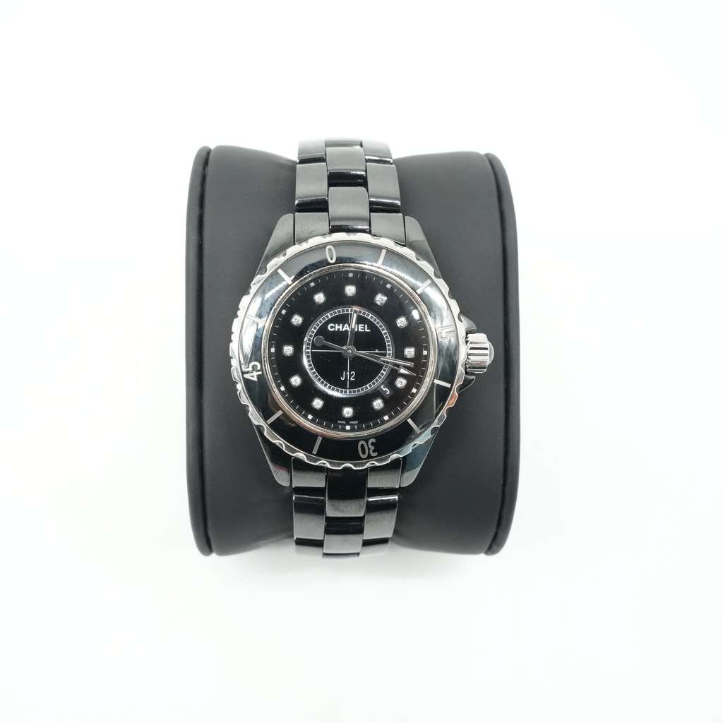 Chanel J12 33mm Quartz Ceramic Black Dial Diamond Indicators H5701